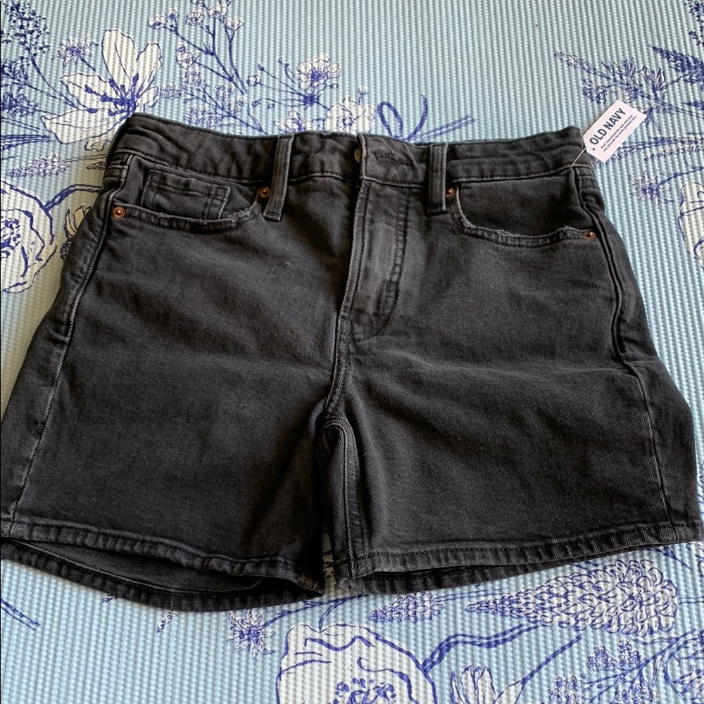 🌹NEW WITH TAGS🌹Old Navy Black Jean Shorts Casual Cutoff